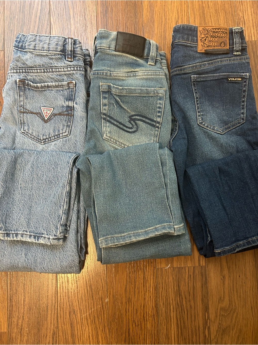 Boys Jean bundle. Guess, Volcom, Silver